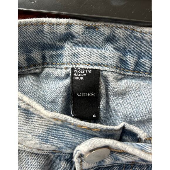 Cider | Wide-Leg Distressed Jeans | Size Small - Picture 3 of 3